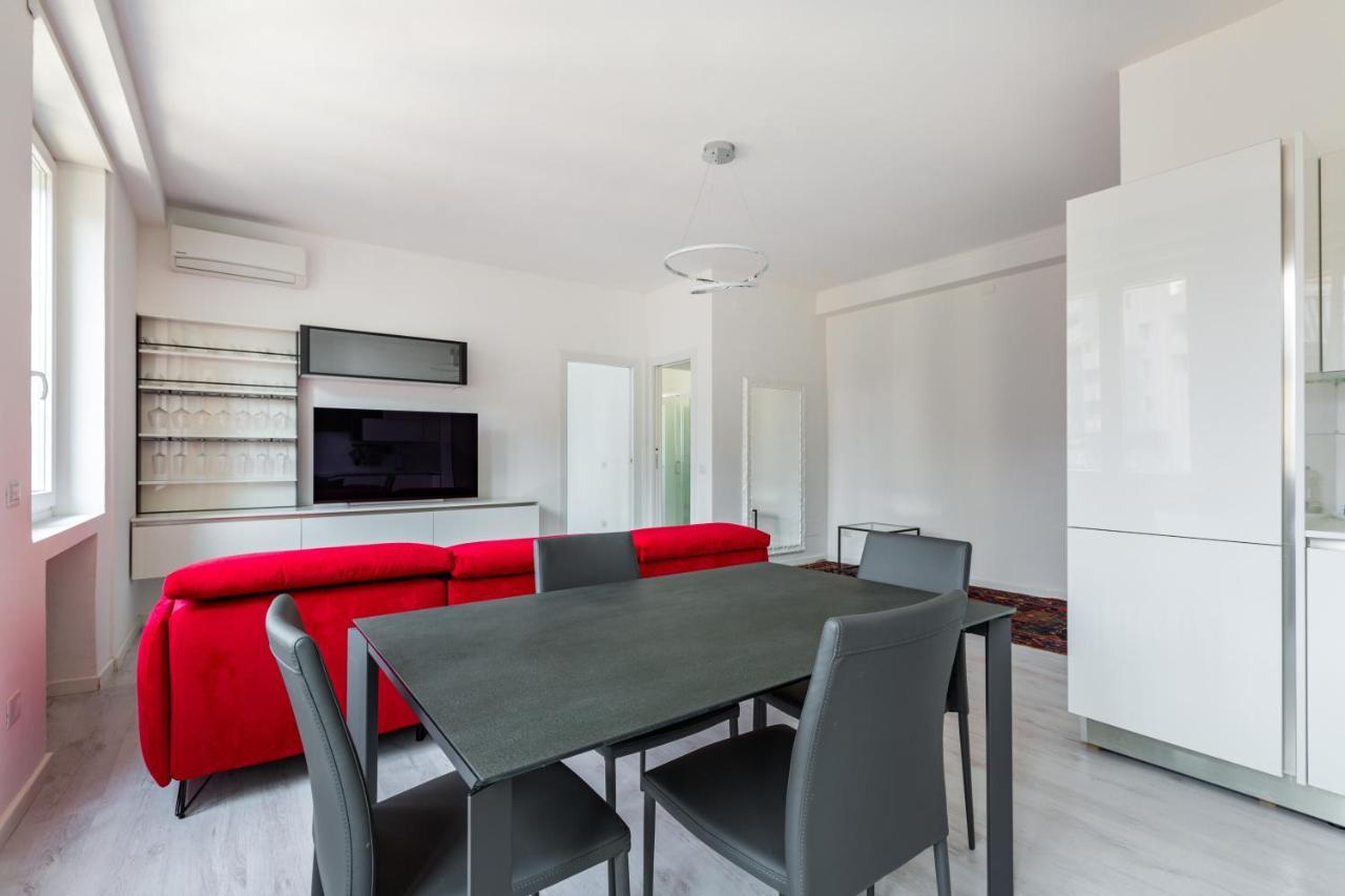 Garibaldi & Gae Aulenti Modern With Private Parking! Apartamento *