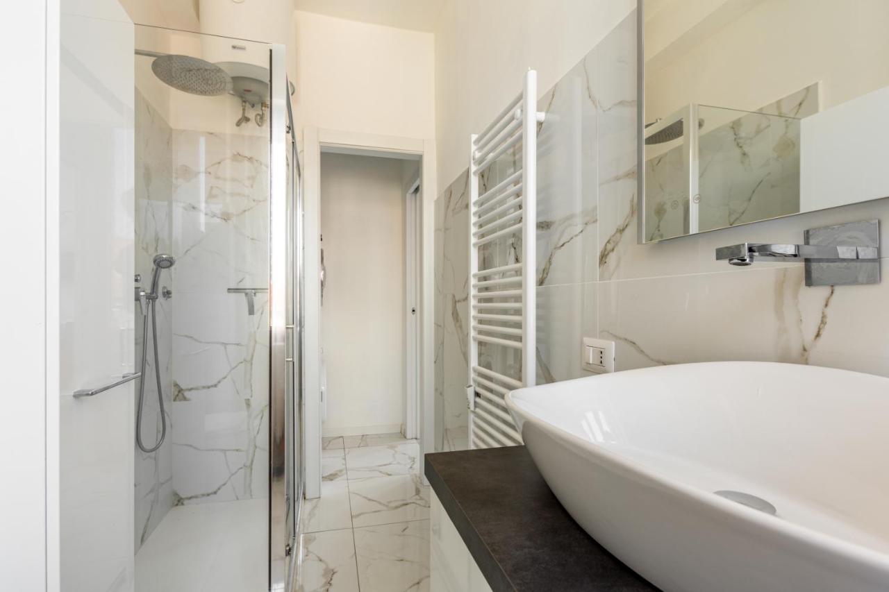 Garibaldi & Gae Aulenti Modern With Private Parking! Apartamento